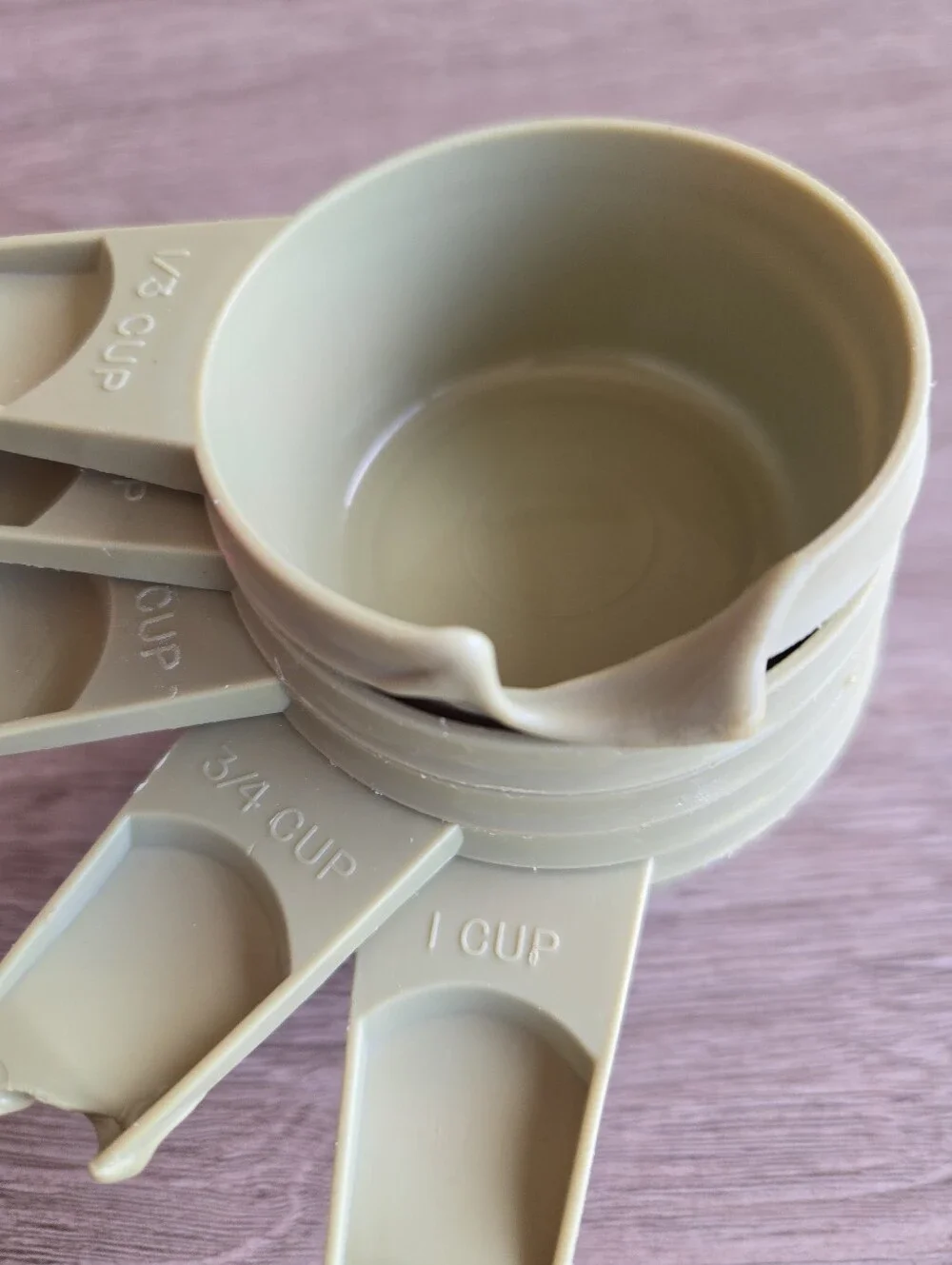 Vintage Tupperware Avocado Green Measuring Cups Set Retro 70s Nesting